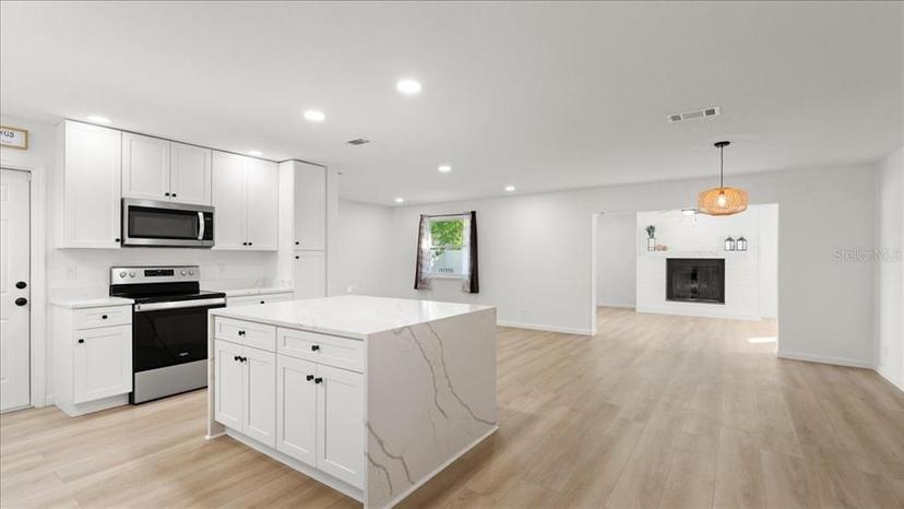 Picture of 2101 Oriole Lane, South Daytona FL 32119