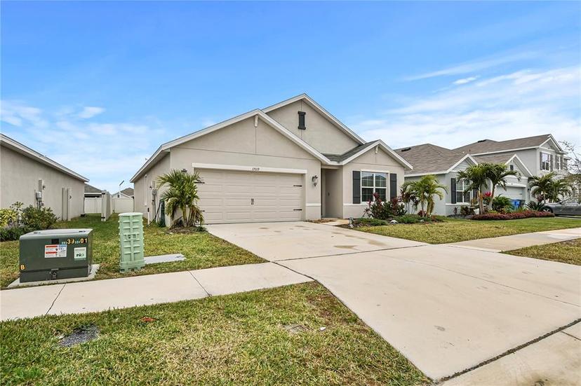 Picture of 17019 Avon Dive Lane, Wimauma FL 33598