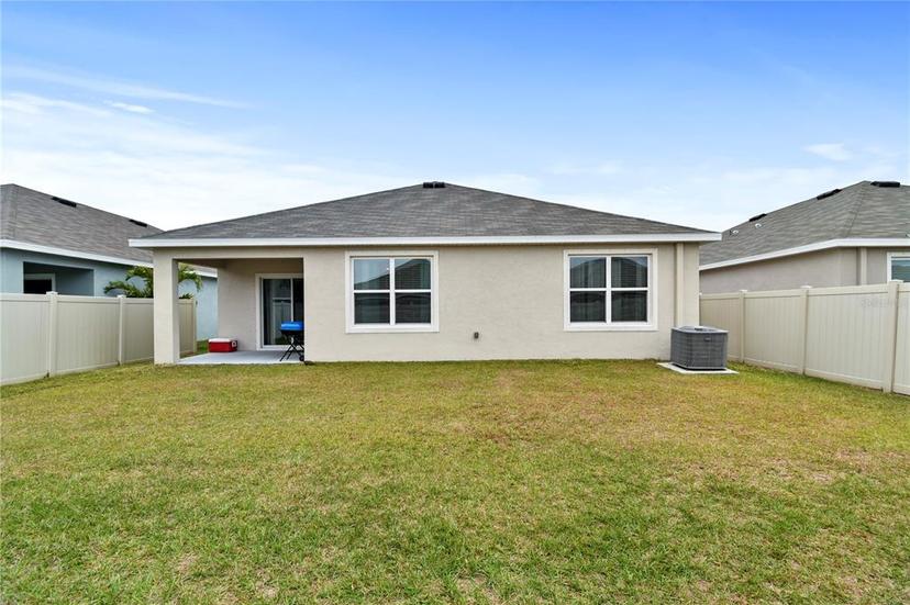 Picture of 17019 Avon Dive Lane, Wimauma FL 33598