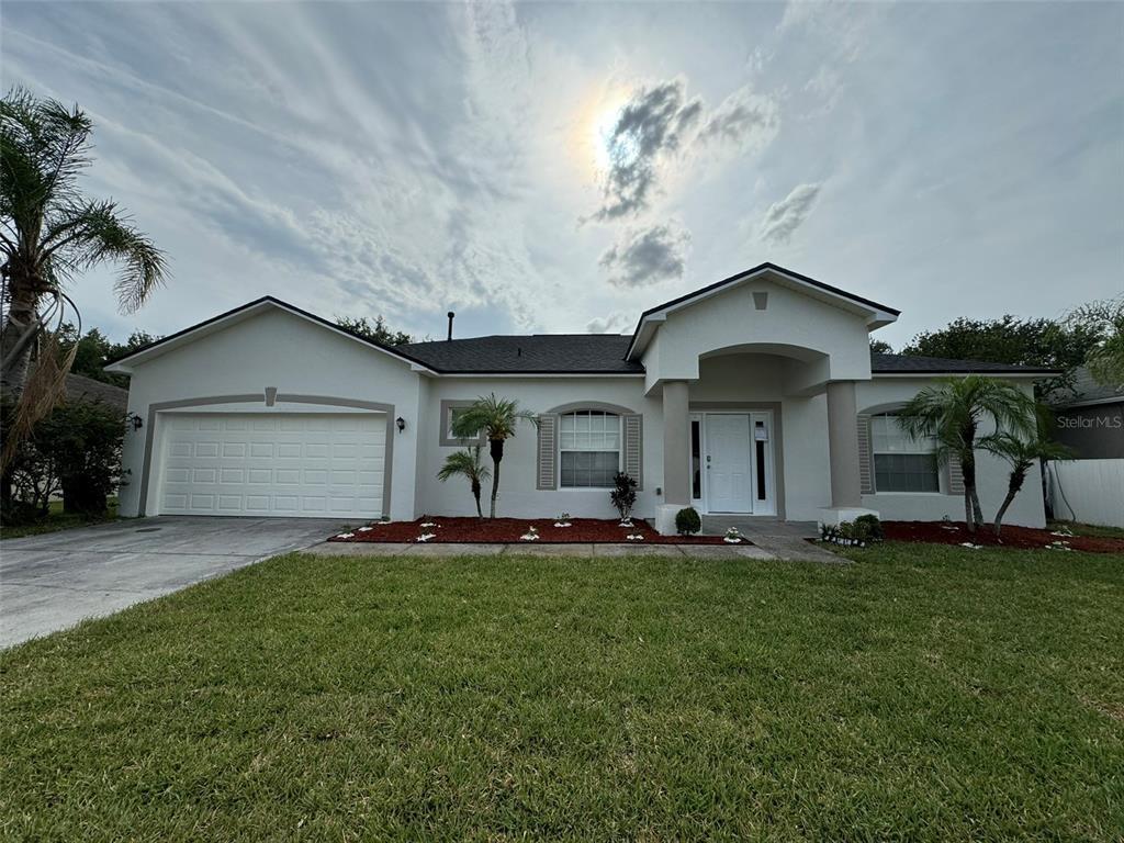 Picture of 550 Reddicks Cir, Winter Haven, FL 33884