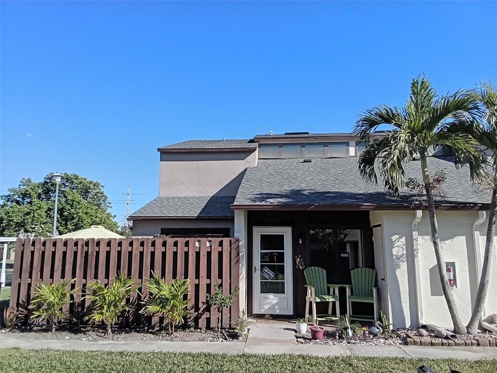 Picture of 12962 Sandpoint Court, Fort Myers, FL 33919