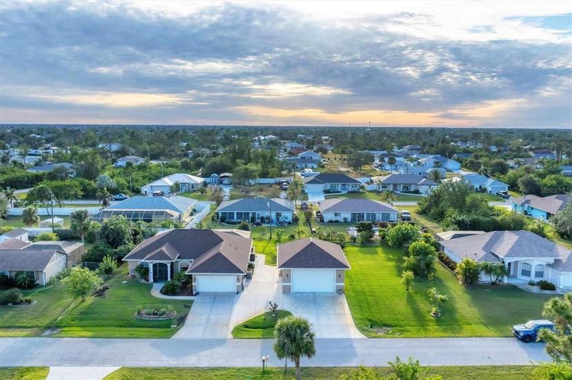 Picture of 7257 Bridgeport Lane, Englewood FL 34224