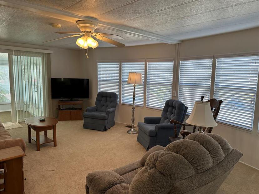 Picture of 440 Oriental Poppy Drive, Venice FL 34293