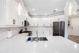 Picture of 16135 Paynes Mill Drive, Bradenton, FL 34211