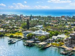 Picture of 899 Bay Esplanade, Clearwater Beach, FL 33767