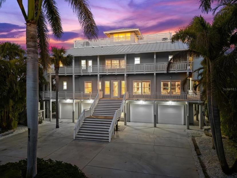Picture of 899 Bay Esplanade, Clearwater Beach FL 33767