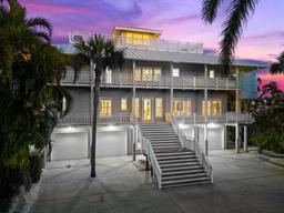 Picture of 899 Bay Esplanade, Clearwater Beach, FL 33767