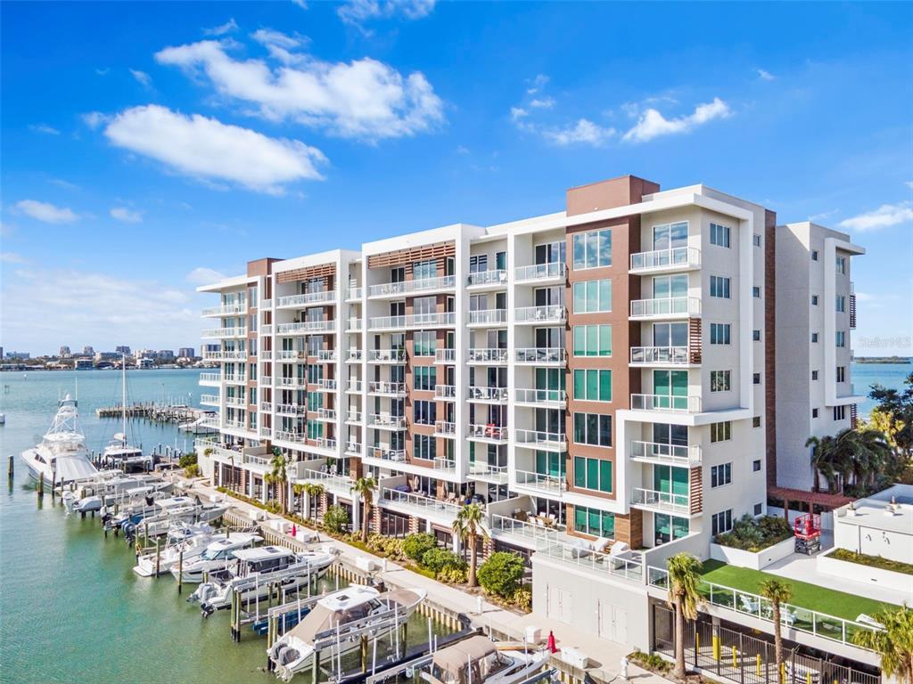 Picture of 920 N Osceola Avenue Unit 604, Clearwater, FL 33755