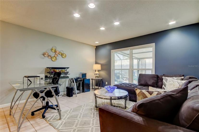 Picture of 16115 Country Crossing Drive, Tampa FL 33624