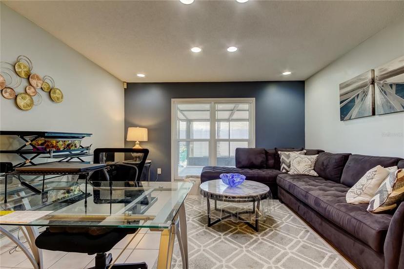 Picture of 16115 Country Crossing Drive, Tampa FL 33624