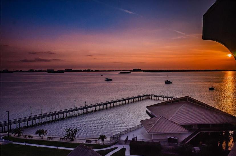 Picture of 632 Edgewater Drive Unit 439, Dunedin FL 34698