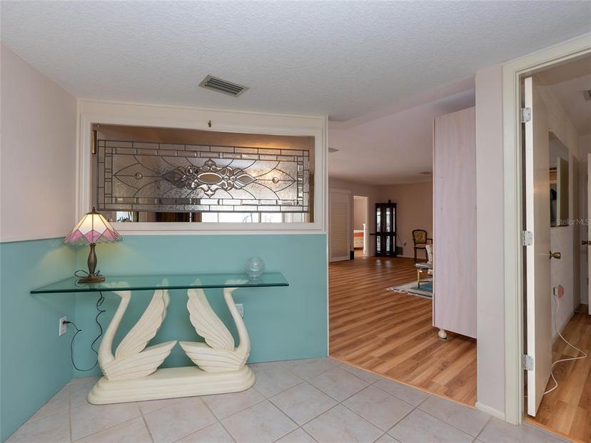 Picture of 315 Park Boulevard N, Venice FL 34285