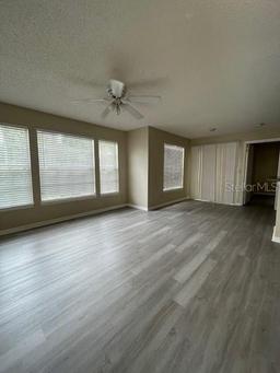 Picture of 1051 S Hiawassee Road Unit 2112, Orlando, FL 32835