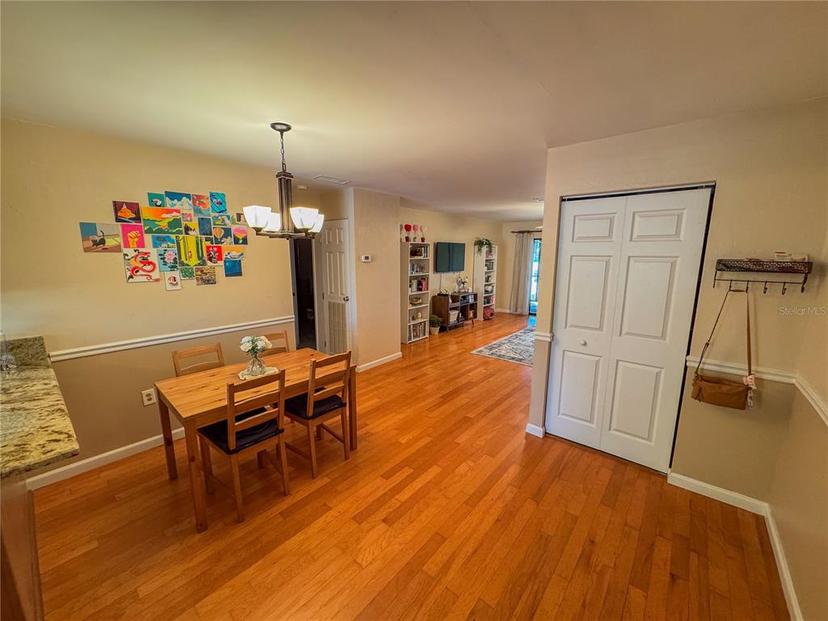 Picture of 2808 SW 14Th Drive Unit 209, Gainesville FL 32608
