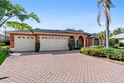 Picture of 8628 Woodbriar Drive, Sarasota, FL 34238