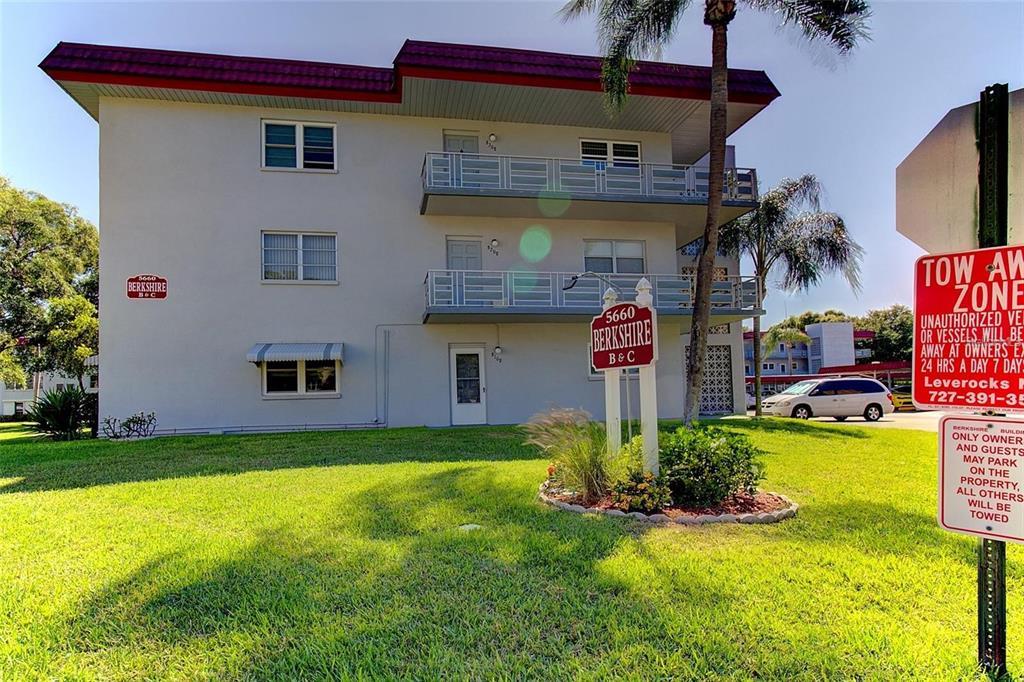 Picture of 5660 80Th Street N Unit C307, St Petersburg, FL 33709