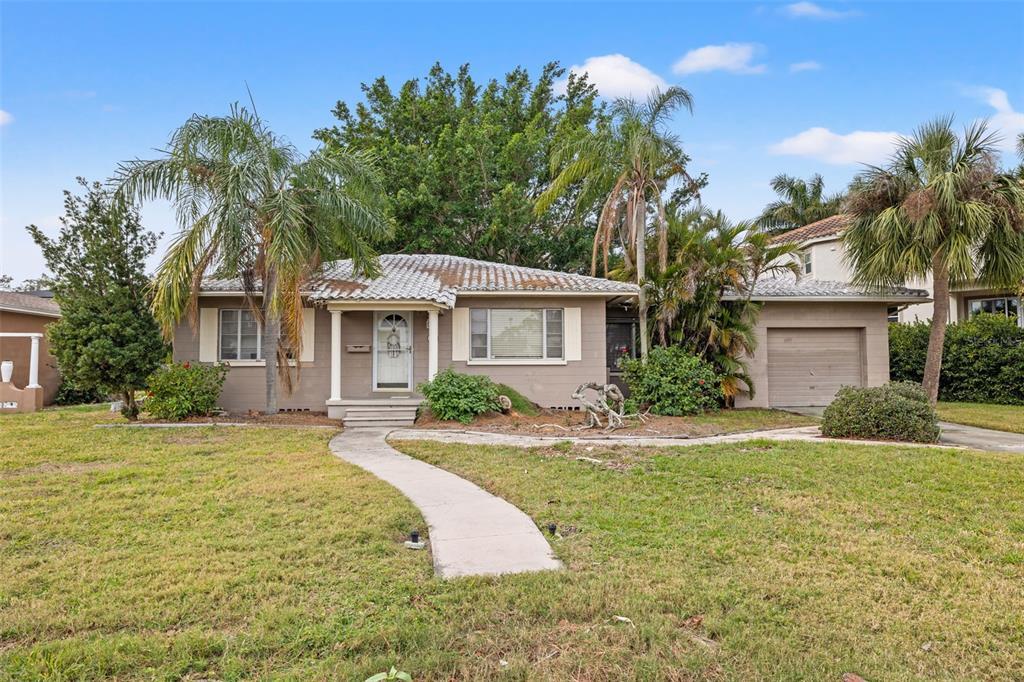 Picture of 150 Almedo Way Ne, St Petersburg, FL 33704