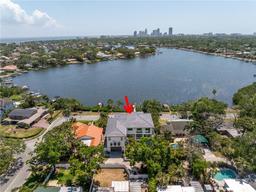 Picture of 337 Coffee Pot Drive Ne, St Petersburg, FL 33704