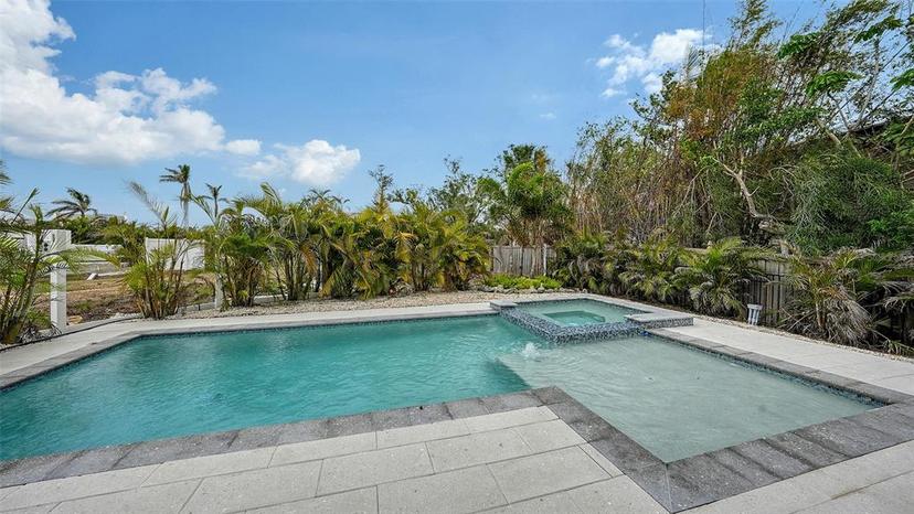 Picture of 625 Jackson Way, Longboat Key FL 34228