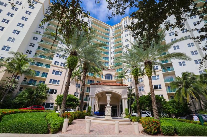 Picture of 19900 E Country Club Drive Unit 307, Miami FL 33180