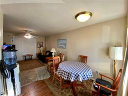 Picture of 5885 17Th Street W Unit B21, Bradenton, FL 34207