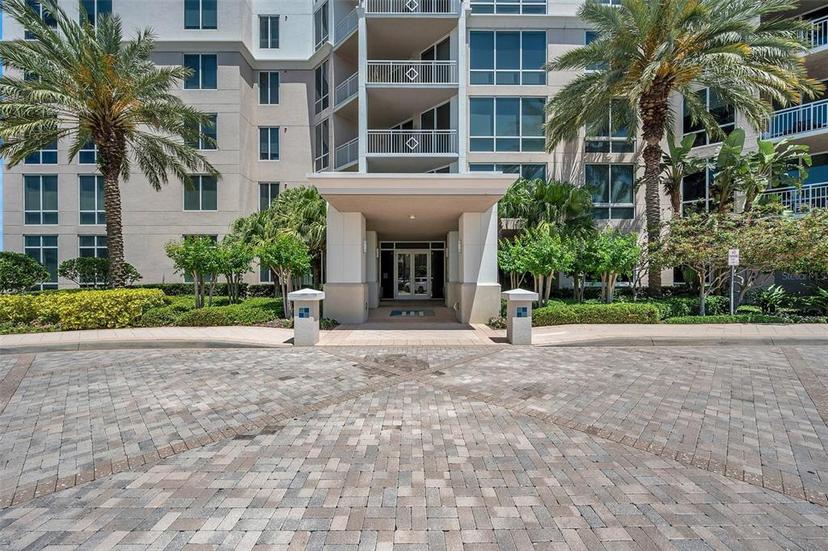 Picture of 331 Cleveland Street Unit 315, Clearwater FL 33755