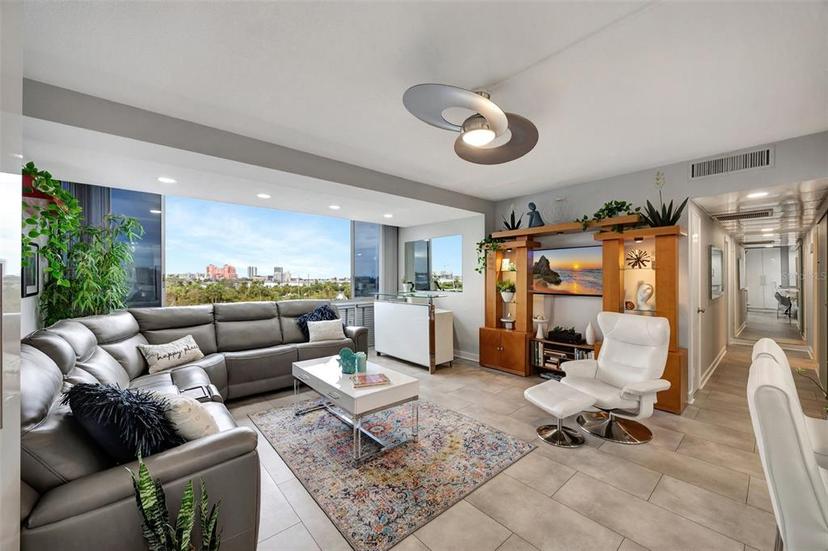 Picture of 31 Island Way Unit 303, Clearwater Beach FL 33767