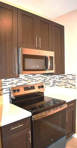 Picture of 5834 Monterra Club Drive Unit 5834, Lake Worth, FL 33463