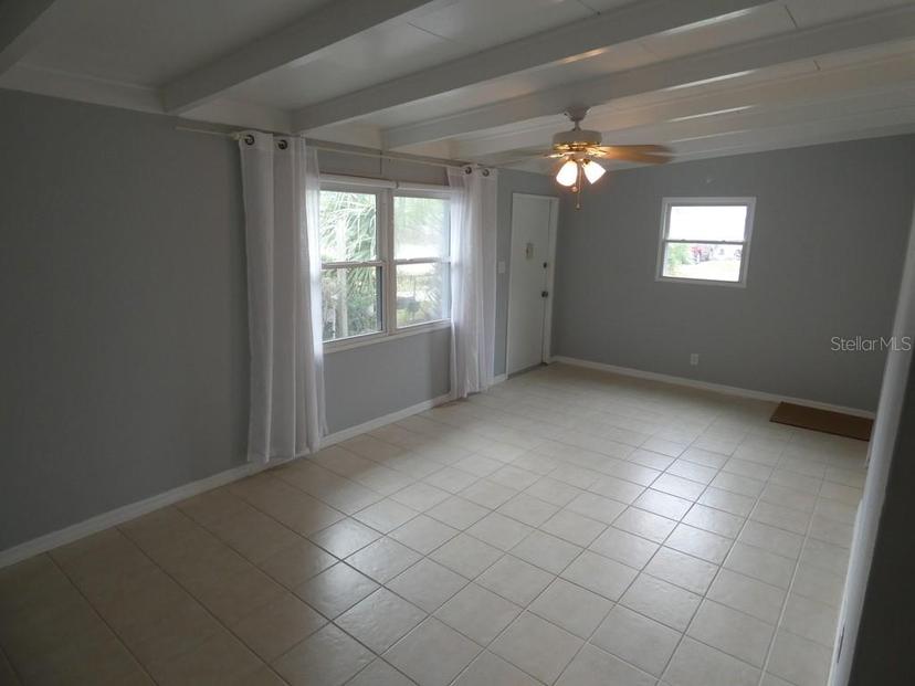 Picture of 4011 W Mango Avenue, Tampa FL 33616