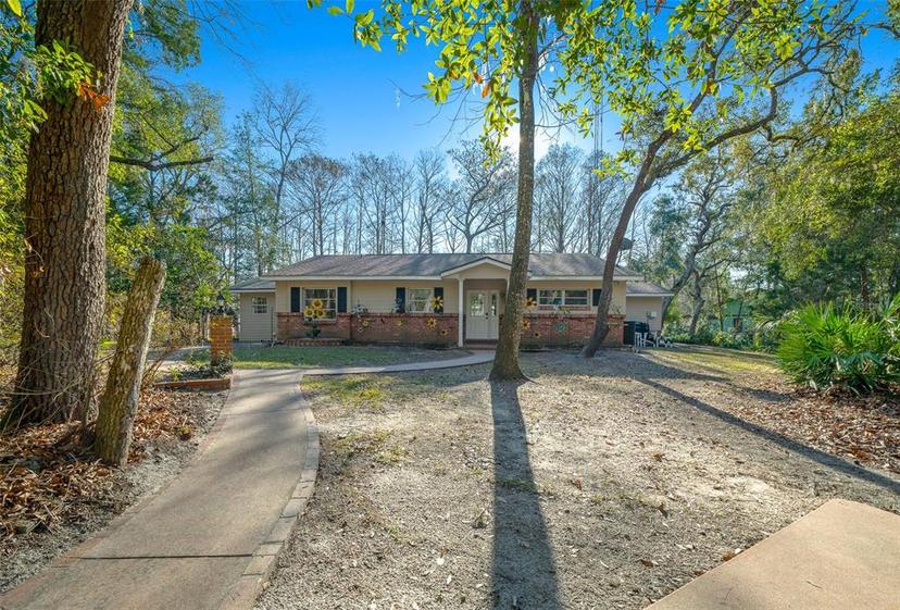 Picture of 4275 E Riverside Drive, Dunnellon FL 34434