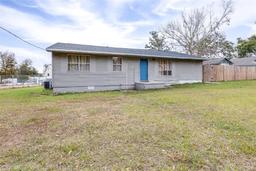 Picture of 14430 10Th. Street, Dade City, FL 33523