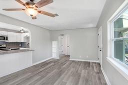 Picture of 2353 Grove Street S, St Petersburg, FL 33705