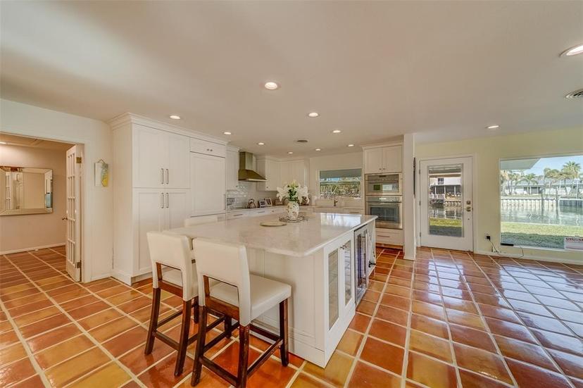 Picture of 2801 Hibiscus Drive W, Belleair Beach FL 33786