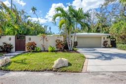 Picture of 3414 Old Oak Drive, Sarasota, FL 34239