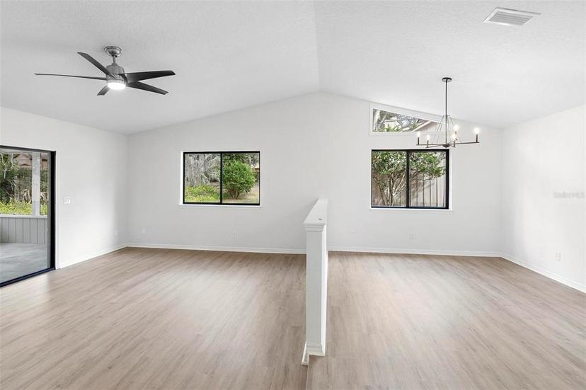 Picture of 2 Rollingwood Trail, Deland FL 32724
