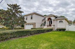 Picture of 720 Sunset Drive, Tarpon Springs, FL 34689