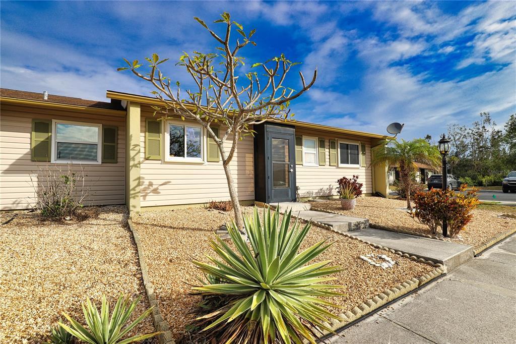 Picture of 1953 Settlement Road Unit 14, Venice, FL 34285
