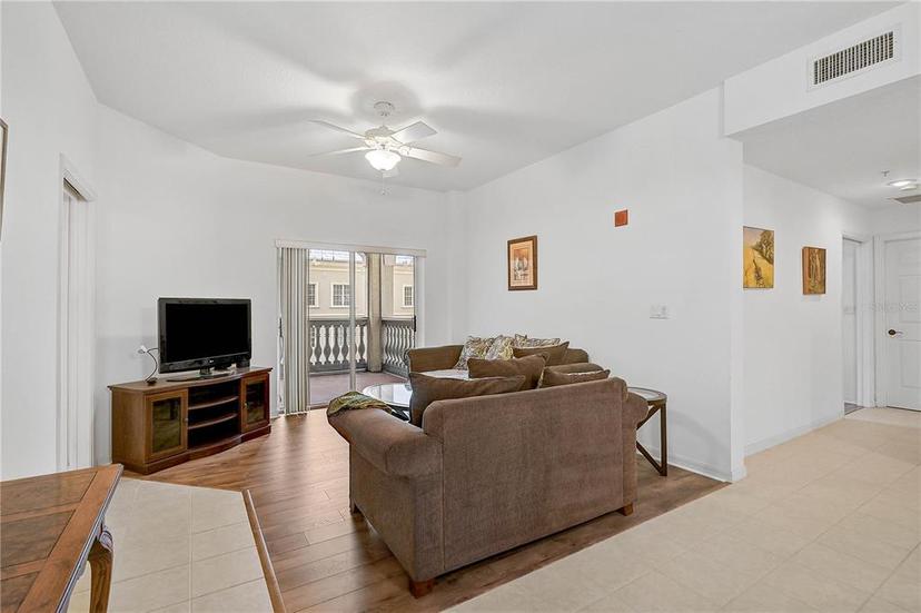 Picture of 3730 Cadbury Circle Unit 300, Venice FL 34293