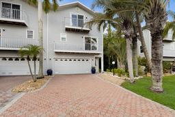 Picture of 6250 Holmes Boulevard Unit 71, Holmes Beach, FL 34217