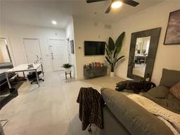 Picture of 860 N Orange Avenue Unit 163, Orlando, FL 32801