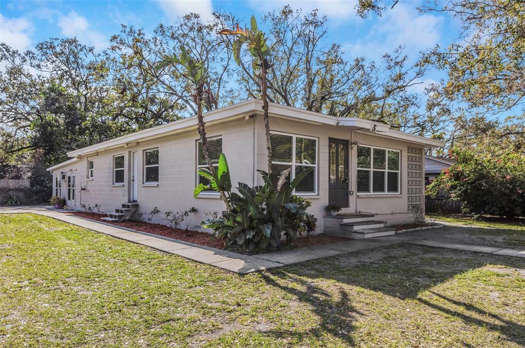Picture of 1619 E Nome Street, Tampa, FL 33604