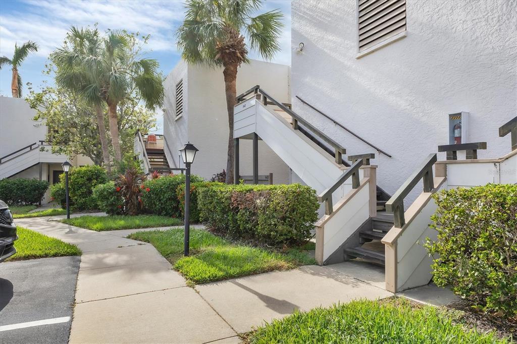 Picture of 542 Lakeside Drive Unit 542, Bradenton, FL 34210