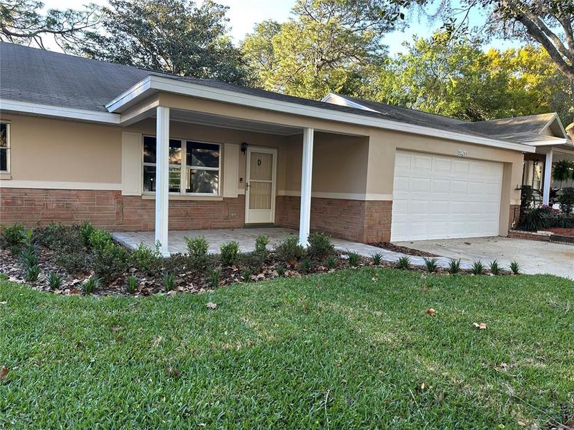 Picture of 8626 SW 97Th Lane Road Unit D, Ocala FL 34481