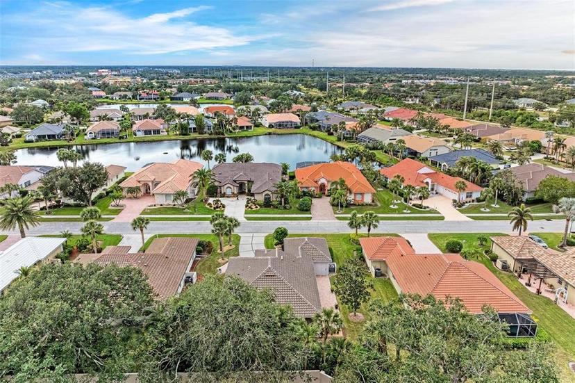 Picture of 120 Grand Oak Circle, Venice FL 34292