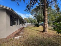 Picture of 1140 NE 25Th Terrace, Gainesville, FL 32641