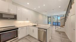 Picture of 1778 10Th Street, Sarasota, FL 34236