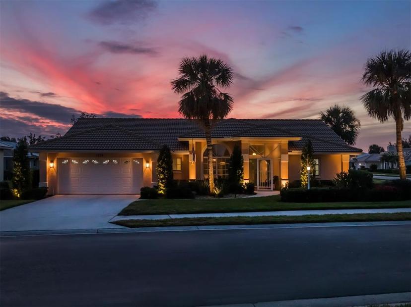 Picture of 1579 Waterford Drive, Venice FL 34292