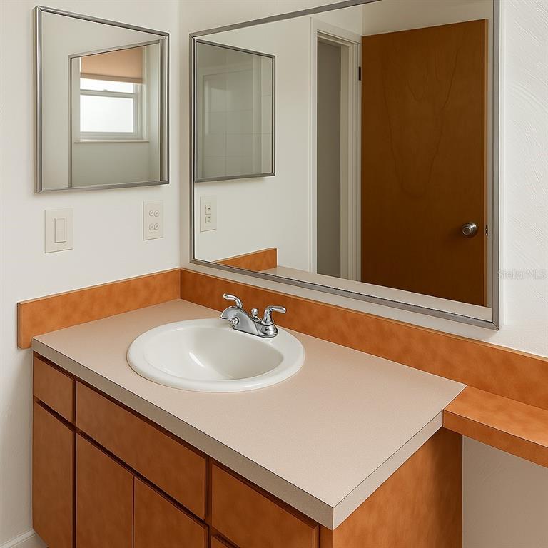Picture of 6818 S Himes Avenue, Tampa FL 33611