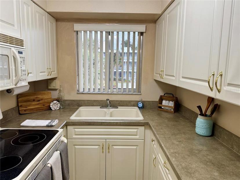 Picture of 1700 6Th Street Nw Unit C27, Winter Haven FL 33881