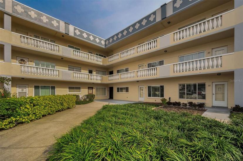 Picture of 2221 Swedish Drive Unit 11, Clearwater FL 33763